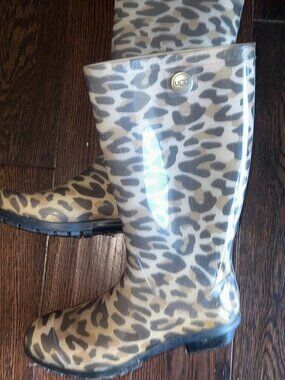 UGG Women's Leopard Print Rain Boots Waterproof Tall Boot